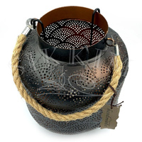 Lampion metalowy `Ażurowa Latarnia`